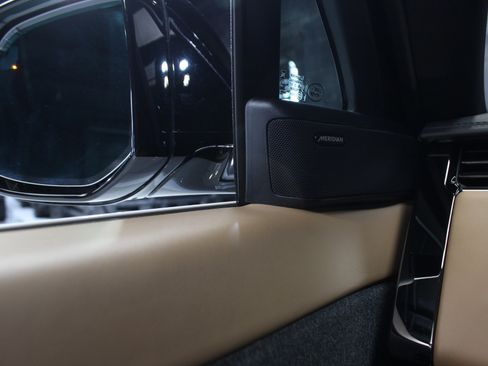 Used 2023 Land Rover Range Rover Sport SE Dynamic image 20