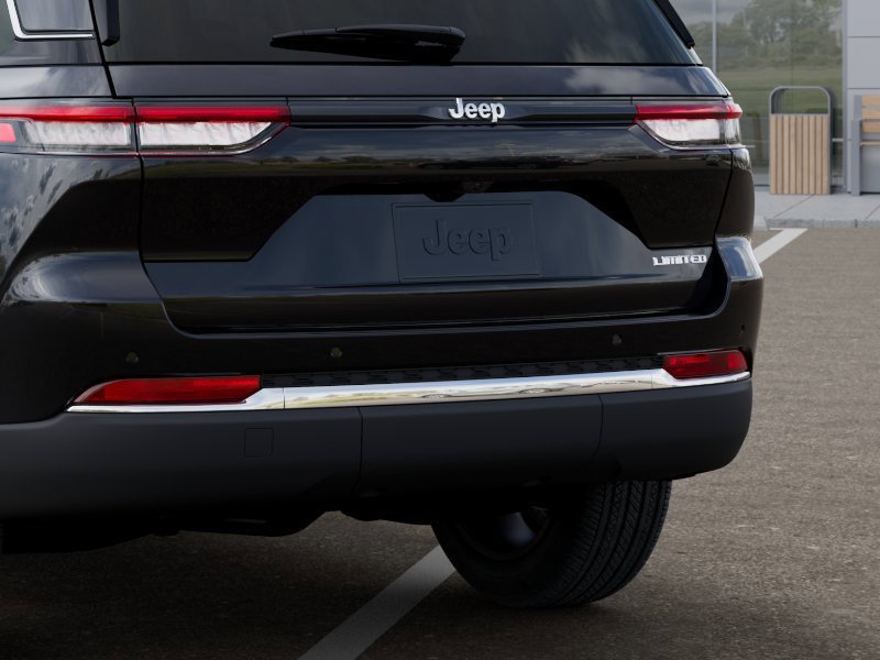 New 2026 Jeep Grand Cherokee Limited RWD image 13