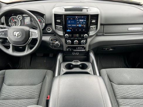 Used 2025 RAM 1500 Big Horn AWD/4WD image 13