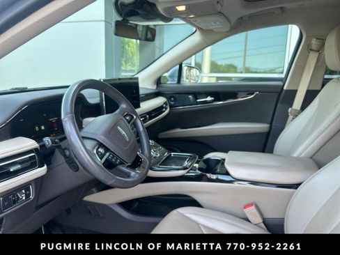 Used 2022 Lincoln Nautilus Reserve w/ Equipment Group 201A FWD image 3