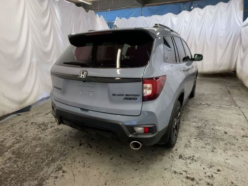 Certified 2024 Honda Passport Black Edition image 5