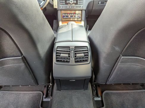 Used 2010 Mercedes-Benz E 350 4MATIC Sedan image 42