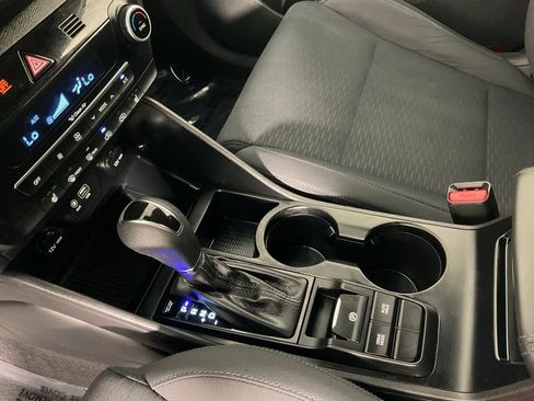 Used 2019 Hyundai Tucson SEL FWD image 18
