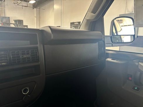 New 2025 Chevrolet Express 2500 w/ Driver Convenience Package RWD image 33