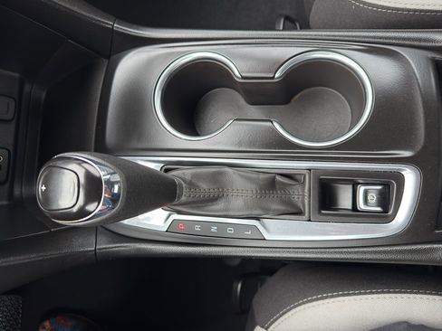 Used 2018 Chevrolet Equinox LS image 21