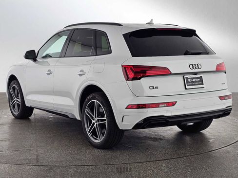 Used 2023 Audi Q5 e Premium Plus w/ Premium Plus Package image 5