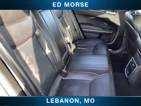 Used 2023 Chrysler 300 Touring L image 25