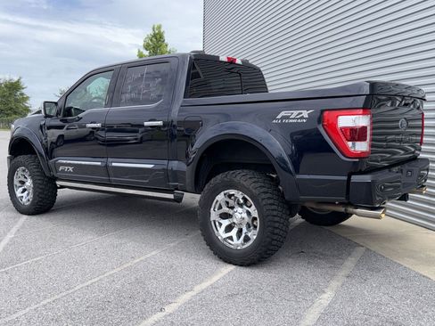 Used 2022 Ford F150 Lariat w/ Equipment Group 502A High AWD/4WD image 3