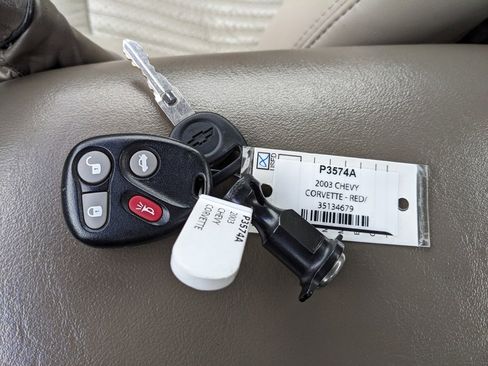 Used 2003 Chevrolet Corvette Convertible w/ Preferred Equipment Group1 image 27