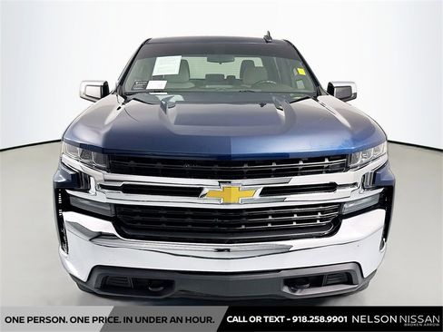 Used 2020 Chevrolet Silverado 1500 LT w/ Texas Edition image 2