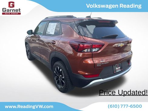 Used 2021 Chevrolet TrailBlazer LT w/ Convenience Package AWD/4WD image 3