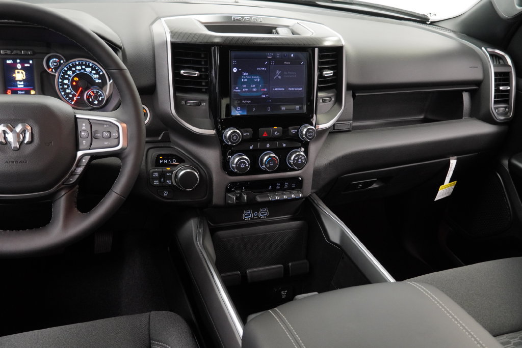 New 2026 RAM 1500 Big Horn AWD/4WD image 19