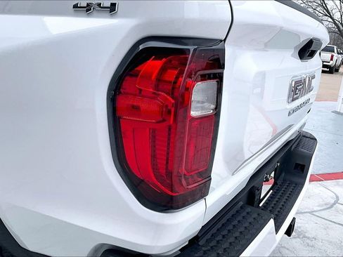 Used 2024 GMC Canyon Elevation w/ Trailering Package image 20