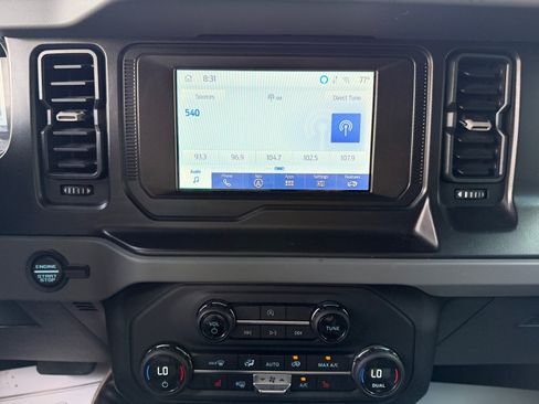 Used 2021 Ford Bronco Big Bend AWD/4WD image 12