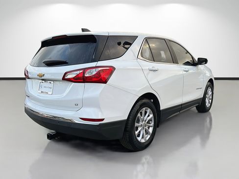 Used 2021 Chevrolet Equinox LT image 3