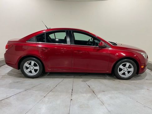 Used 2014 Chevrolet Cruze LT w/ Technology Package image 7