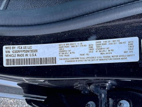 Used 2025 RAM 1500 Big Horn AWD/4WD image 33