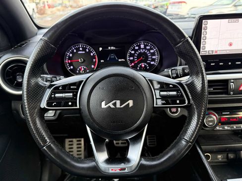 Used 2023 Kia Forte GT-Line w/ GT-Line Premium Package image 19