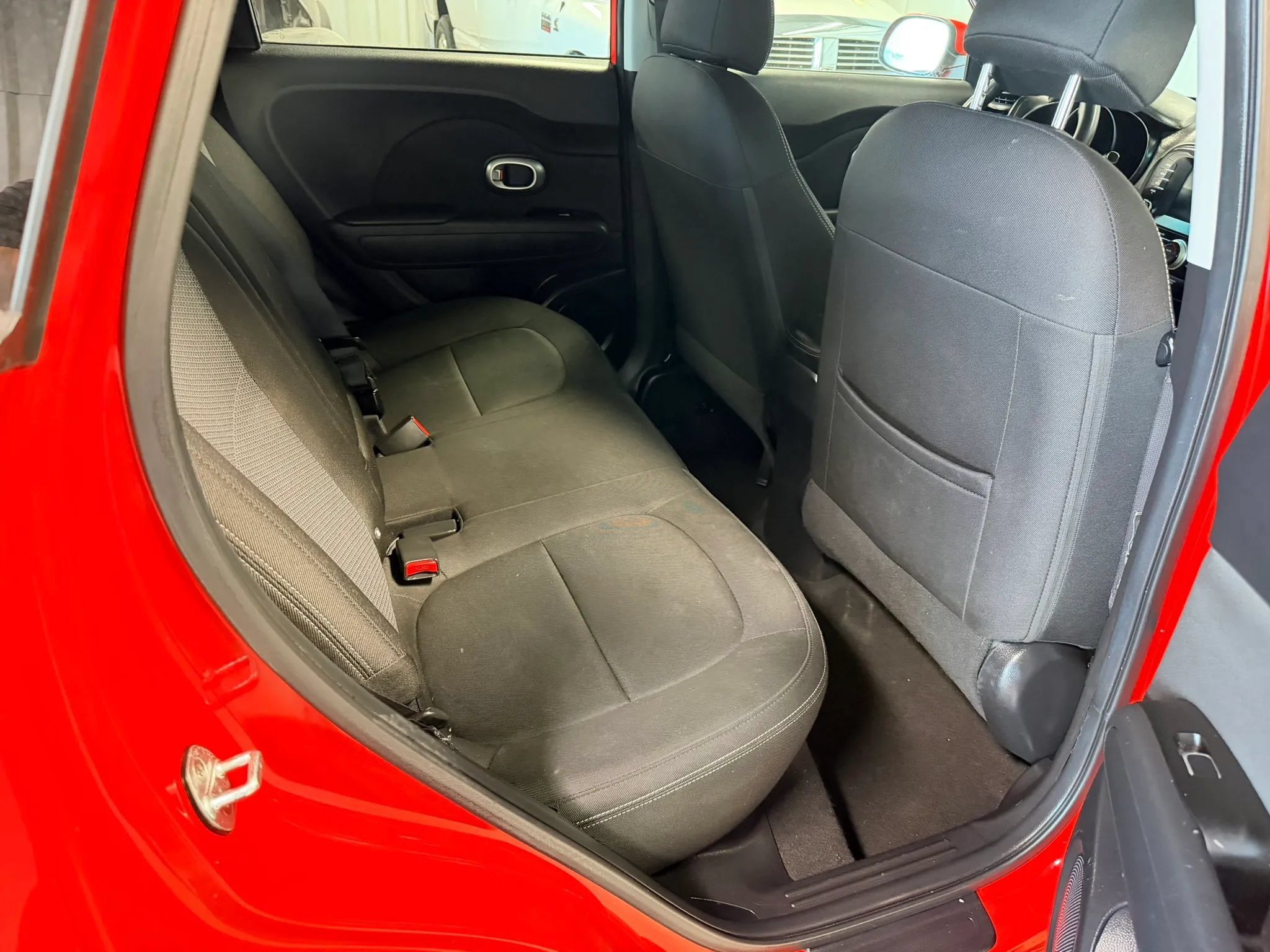 Used 2018 Kia Soul + FWD image 12
