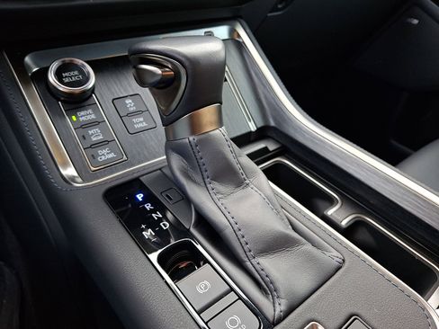 Certified 2024 Lexus GX 550 Premium image 16