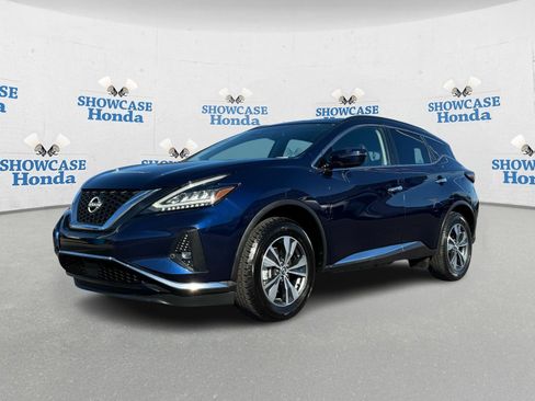 Used 2023 Nissan Murano SV image 2
