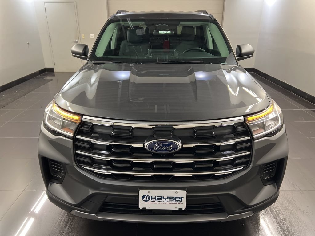 New 2026 Ford Explorer Active AWD/4WD image 2