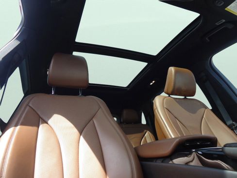 Used 2023 Lincoln Nautilus Reserve w/ Equipment Group 201A image 28