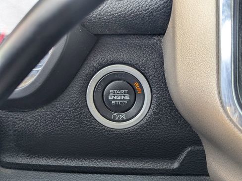 Used 2022 RAM 2500 Laramie AWD/4WD image 21