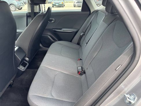 Used 2025 Kia K4 FWD image 23