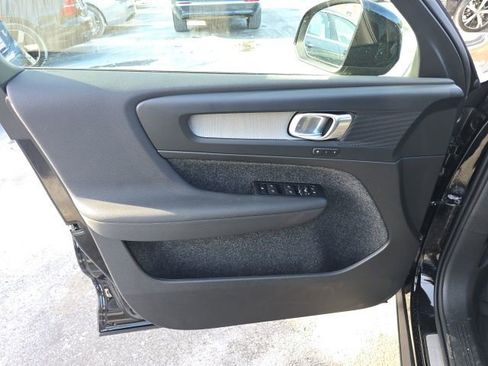 New 2026 Volvo XC40 B5 Plus w/ Protection Package Premier image 22