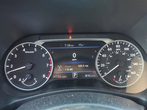 Used 2022 Nissan Sentra SV FWD image 16