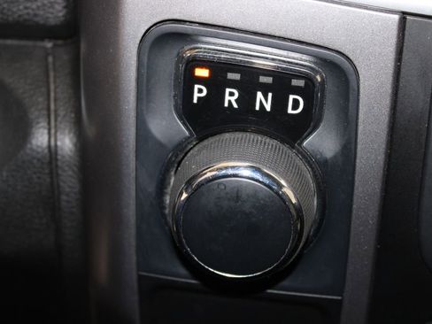 Used 2024 RAM 1500 Classic SLT image 40