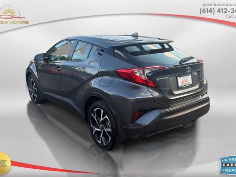 Used 2018 Toyota C-HR XLE FWD image 3