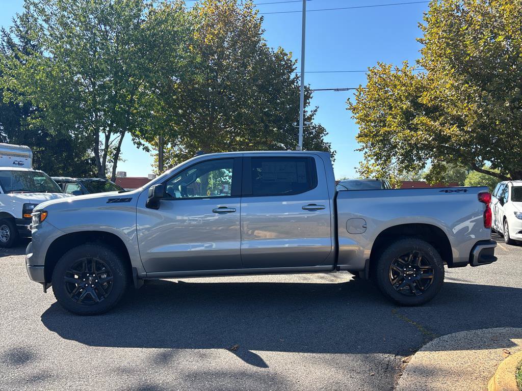 New 2026 Chevrolet Silverado 1500 RST w/ Dark Appearance Package AWD/4WD image 4