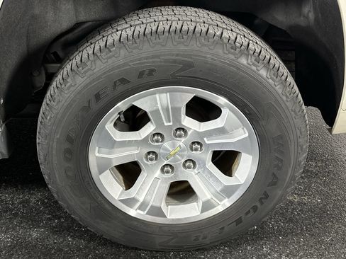 Used 2016 Chevrolet Tahoe LT image 14