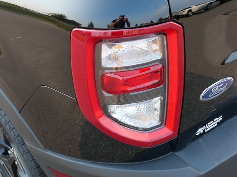 Used 2022 Ford Bronco Sport Outer Banks AWD/4WD image 17