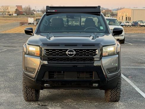 New 2026 Nissan Frontier SV w/ Tow Package AWD/4WD image 9