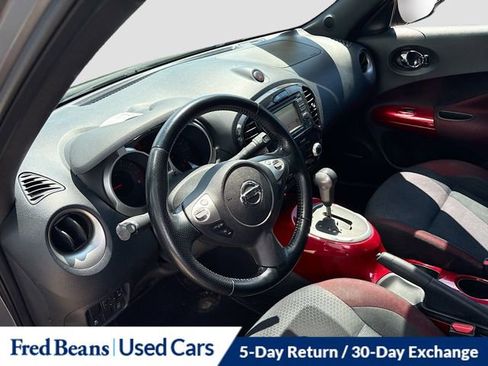 Used 2014 Nissan Juke SV w/ Navigation Package AWD/4WD image 11