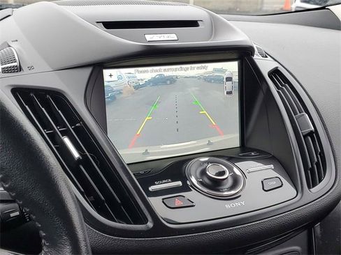 Used 2017 Ford Escape Titanium image 14