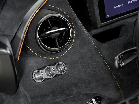 Used 2020 McLaren 720S Performance RWD image 21