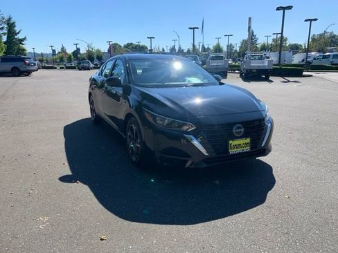 Used 2024 Nissan Sentra SV FWD image 7