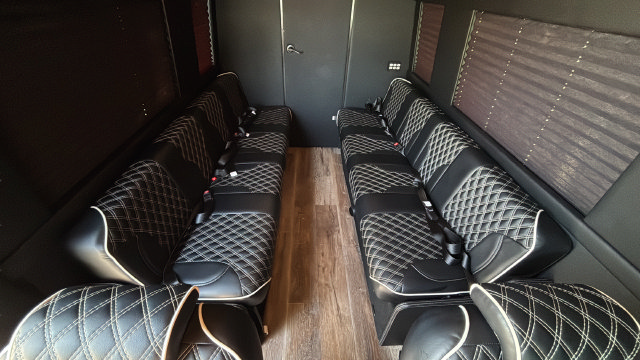 Used 2021 Mercedes-Benz Sprinter 2500 image 41