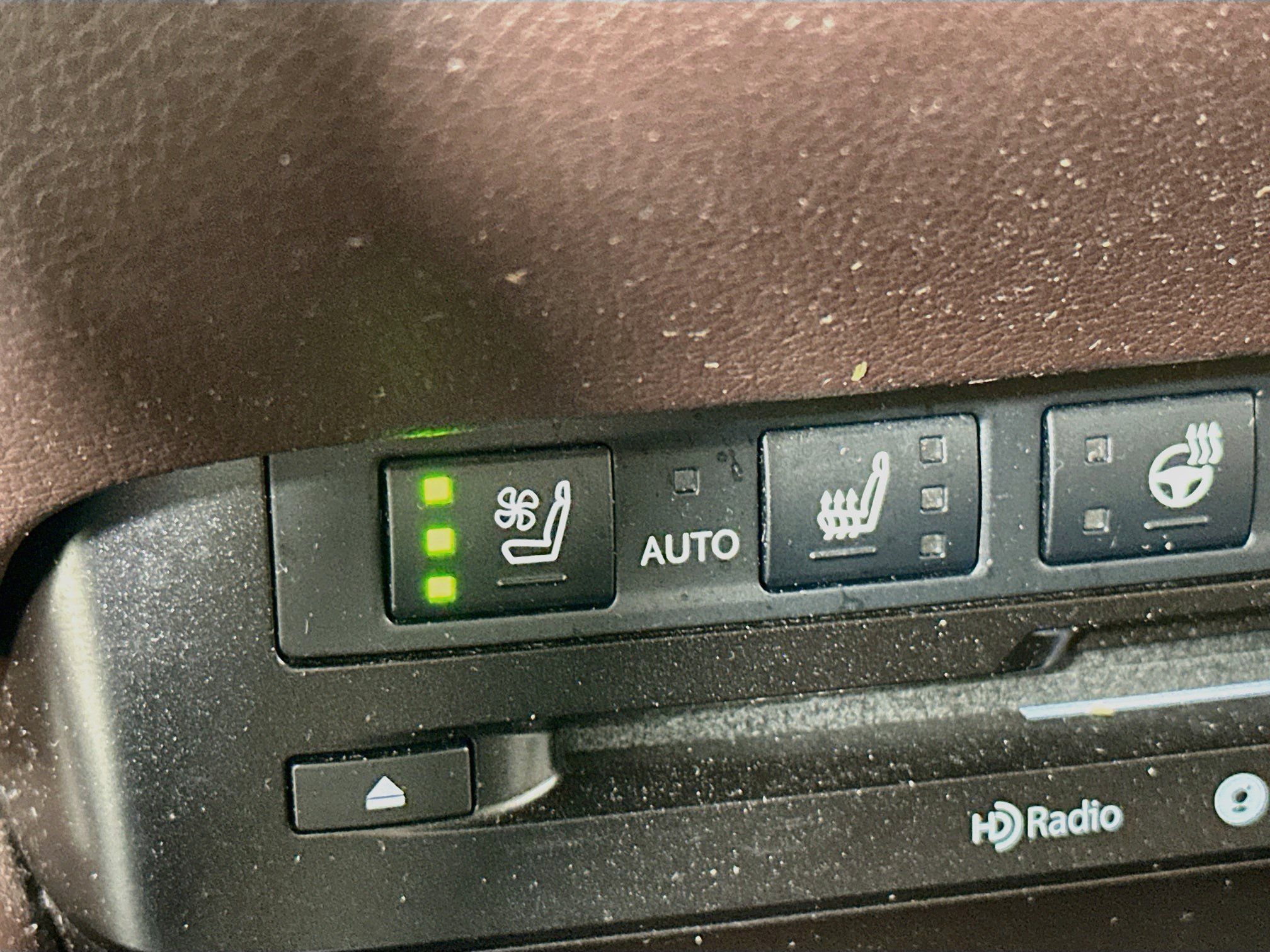 Used 2019 Lexus ES 350 w/ Accessory Package 2 FWD image 20