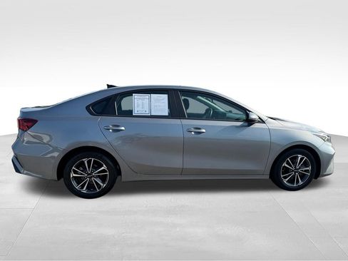 Used 2024 Kia Forte LXS FWD image 30