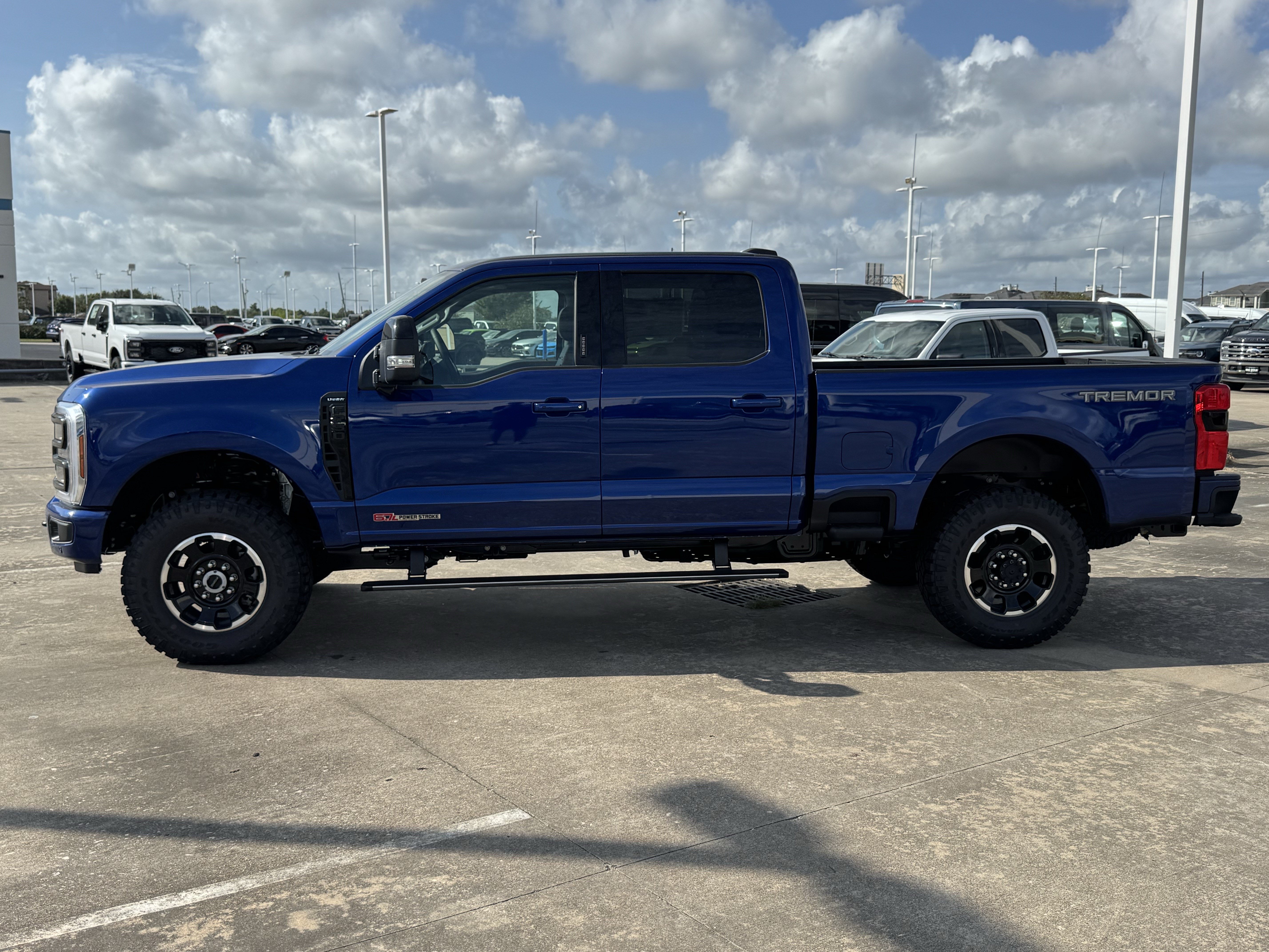 New 2026 Ford F250 Lariat w/ Tremor Off-Road Package AWD/4WD image 3