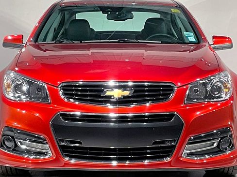 Used 2015 Chevrolet SS RWD image 15