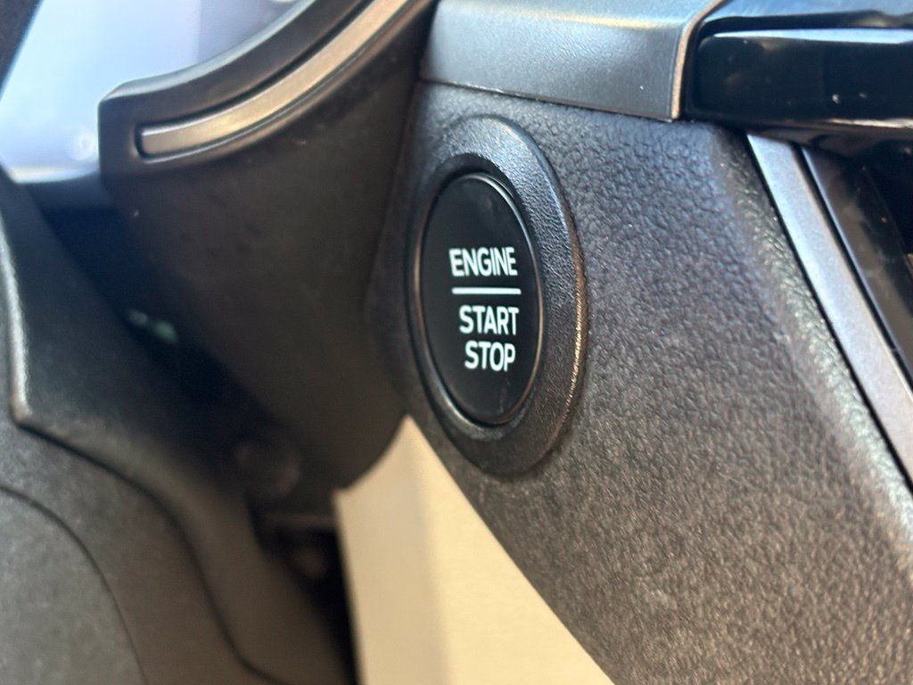 Used 2023 Ford Escape Active AWD/4WD image 38
