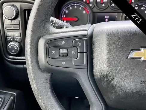 Used 2025 Chevrolet Silverado 2500 Custom w/ Custom Value Package image 12