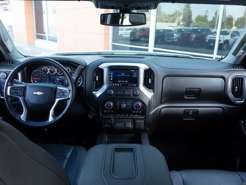 Used 2022 Chevrolet Silverado 1500 LTZ AWD/4WD image 25