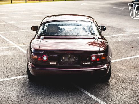 Used 1995 MAZDA MX-5 Miata M-Edition image 24